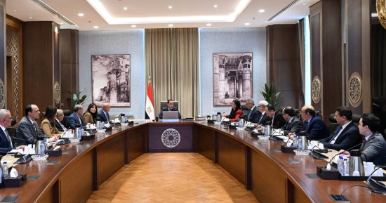 رئيس الوزراء يتابع إجراءات إعادة هيكلة وتطوير الأداء المالى لعدد من الهيئات الاقتصادية التابعة لوزارة النقل