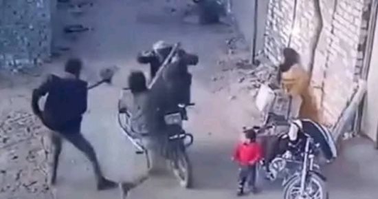 تجديد حبس المتهمين بالتعدى بفأس على أسرة بالشرقية بسبب لهو الأطفال