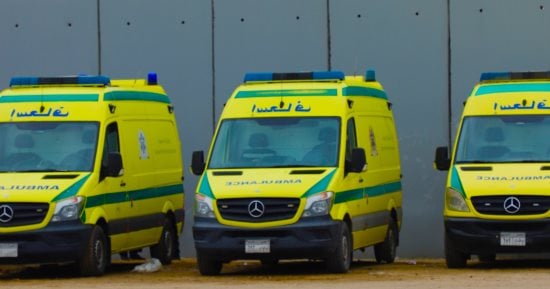 معبر رفح يستعد لاستقبال مصابي غزة ورفع جاهزية القطاع الطبي.. صور