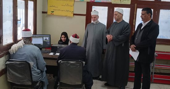 وكيل سوهاج الأزهرية يتفقد التصفيات النهائية لمسابقة القرآن الكريم السنوية