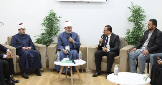 مفتى الجمهورية: نجاح دار الإفتاء في معرض الكتاب ثمرة شراكة مع الإعلام الرشيد