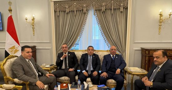 توافد أعضاء النواب لحضور أولى الجلسات التشريعية بالفصل الثالث.. صور