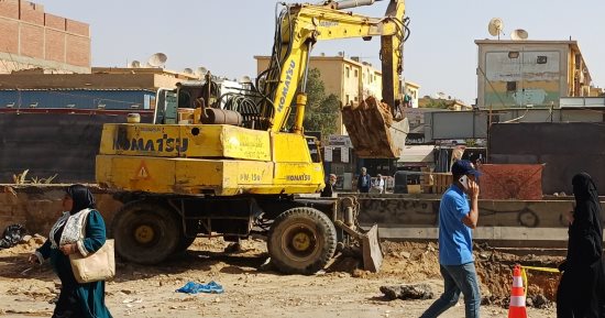 بدء العمل فى تنفيذ كوبرى السيل للمشاة فوق السكة الحديد بأسوان