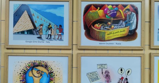 أول معرض دولى لفنون الكاريكاتير بمحطة مترو صفاء حجازى.. صور