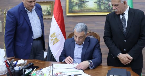 محافظ الإسماعيلية يعتمد نتيجة الشهادة الإعدادية بنسبة نجاح 80.25٪