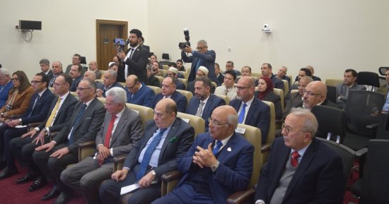  غرفة القاهرة تشارك باجتماع وزير التموين استعدادًا لتنظيم معرض أهلا رمضان 2026