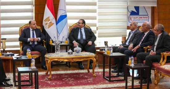 محافظ كفر الشيخ يؤكد على التعاون الوثيق مع الجامعة لدعم خطط التنمية