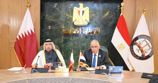 النائب العام يوقع مع نظيره القطرى مذكرة تعاون في مجال التدريب وبناء القدرات