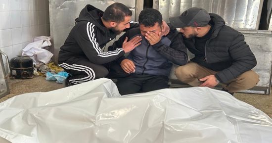 استشهاد طفل فلسطيني برصاص الاحتلال جنوب غزة