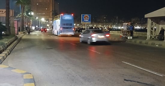 تحذير عاجل من حالة الطقس الأيام المقبلة.. مباشر من كورنيش الإسكندرية