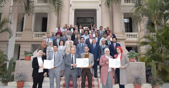 جامعة بنها تحصل على شهادات النظام المتكامل للجودة والسلامة والصحة المهنية