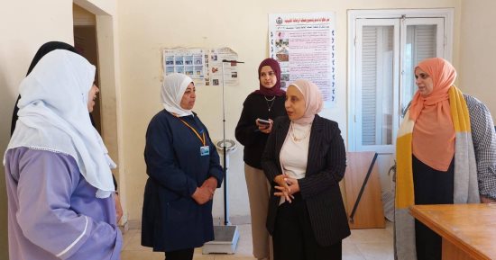 وكيل صحة الإسماعيلية تتفقد وحدة طب أسرة بالكيلو 17 بالقنطرة غرب