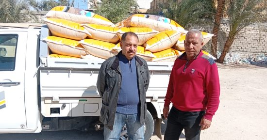 ضبط مصنع غير مرخص لتعبئة الأعلاف الحيوانية بعرب العوامر بأسيوط فى حملة تموينية