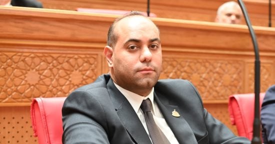 نائب: جلسات استماع الأسبوع المقبل لمناقشة استخدام الأطفال للهواتف المحمولة
