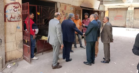 محافظ الدقهلية يغلق مخبزا مدعما بالمنصورة بسبب خطورته على صحة المواطنين