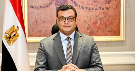 وزير الإسكان يتابع موقف وحدات منخفضى الدخل بـ"سكن كل المصريين" بعدد من المدن 