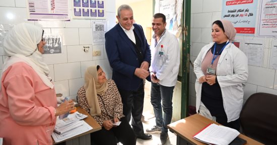 محافظ الغربية يتفقد مركز الرعاية الصحية ومركز الرعاية الأولية 