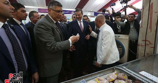 وزير الزراعة: طرح المنتجات من المزارع مباشرة للمستهلك بتخفيضات 30%