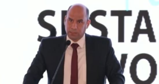 وزير العمل: إطلاق منصة لربط الباحثين عن وظائف بأصحاب الأعمال داخل مصر وخارجها