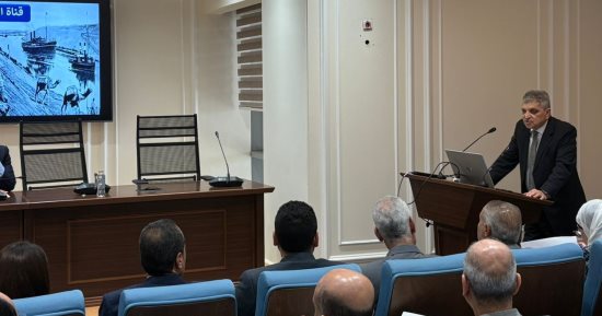 رئيس قناة السويس يستعرض أمام خطة النواب الإشادات الدولية بالقناة خلال كورونا