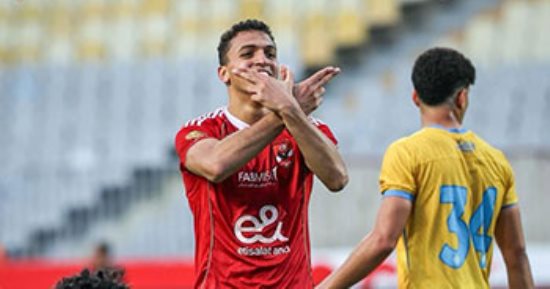 ياسين مرعى يعزز تقدم الأهلى أمام الإسماعيلى بثنائية.. صور 