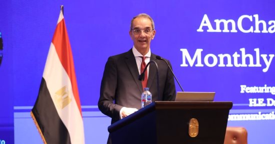 عمرو طلعت يطوى صفحة العمل الحكومى: مصر الرقمية رؤية لبناء قطاع خدمى وإنتاجى