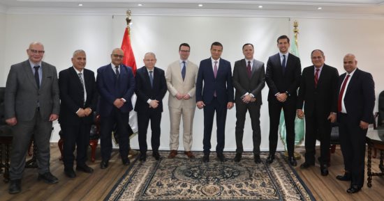 وزير الزراعة يبحث مع باير العالمية آفاق التعاون في البحوث التطبيقية وحماية المحاصيل