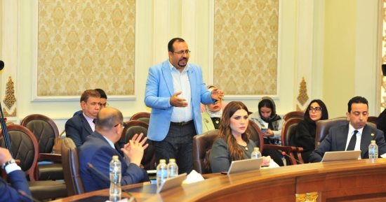 أحمد التايب يلقى كلمة فى المائدة المستديرة لحماة الوطن حول حماية الأطفال فى العصر الرقمى