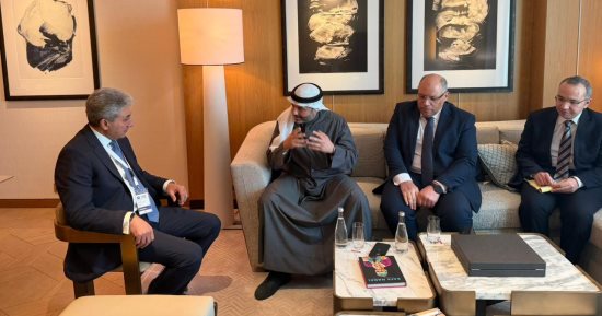 وزير السياحة يجتمع مع مجموعة بودى التجارية لبحث سبل دفع الحركة السياحية إلى مصر