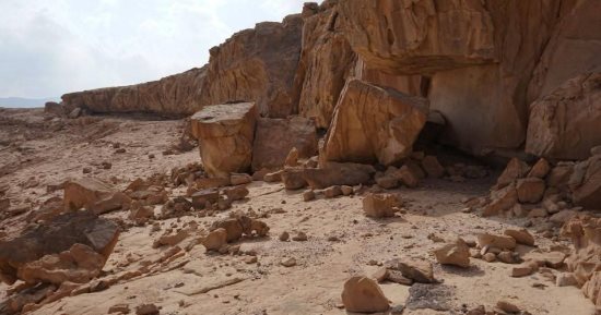 هضبة أم عراك.. موقع أثرى جديد بجنوب سيناء يوثق تعاقب الحضارات منذ عصور ما قبل التاريخ