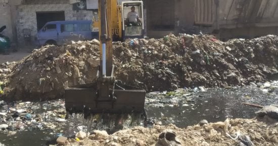 المواطن أولاً.. منال عوض تفرض هيبة القانون بـ مداهمات بيئية في الجيزة.. الوزيرة تنهي أزمات الهرم والمريوطية بتحرك فورى.. وترفع 65 طن مخلفات فى استجابة سريعة للمواطنين