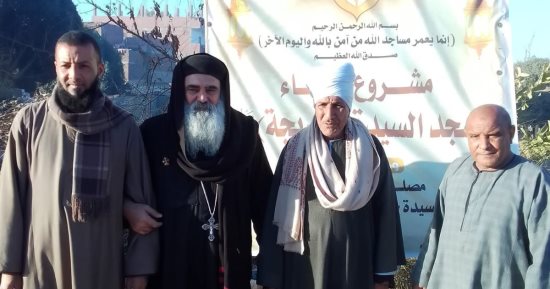 راعى كنيسة يشارك فى وضع حجر أساس مسجد ومكتب تحفيظ قرآن بقنا