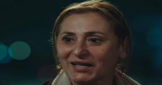 وفاة والدة الفنانة عبير فاروق وتشييع جنازتها من مسجد السيدة نفيسة