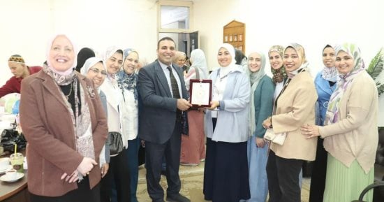 إعلام القاهرة تحتفل بالدكتورة ثريا البدوى لتوليها رئاسة لجنة الإعلام بالنواب