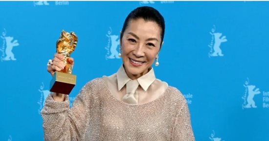 ميشيل يوه تتفادى التعليق على السياسة الأمريكية فى مهرجان برلين السينمائي