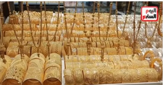 جنون الذهب بعد خفض الفائدة.. ماذا ينتظر عالم البنوك والمعادن فى مصر الأيام المقبلة؟