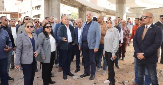 محافظا القاهرة والقليوبية يقودان حملة موسعة بالمرج لتطوير المواقف