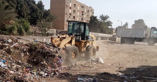 محافظ أسيوط: حملات مكثفة لرفع كفاءة منظومة النظافة بصدفا ترفع 119 طن مخلفات
