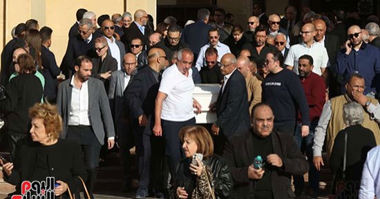 وزير التعليم العالى السابق ومصطفى الفقى يشاركان بجنازة الراحل مفيد شهاب