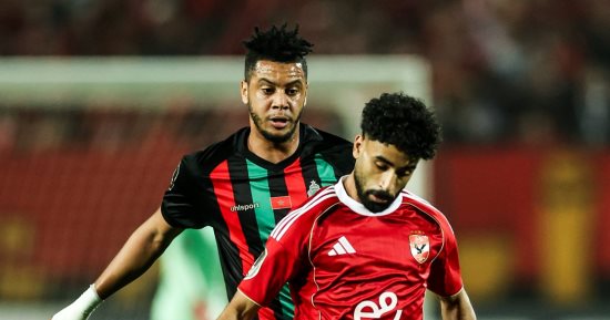 خبير لوائح يكشف عن عقوبات الأهلى بسبب شغب الجماهير فى مباراة الجيش الملكى