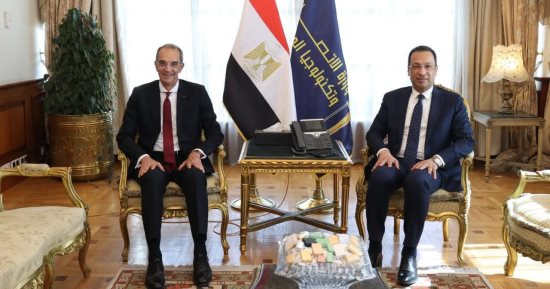 وزير الاتصالات الجديد: نسعى للنهوض بالبنية التحتية الرقمية