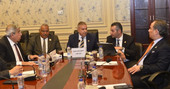 زراعة الشيوخ تناقش تحديات التغيرات المناخية وورد النيل