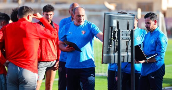 لاكاي وإسلام عيسى وبوبو في تشكيل سيراميكا لمباراة البنك الأهلي بالدوري