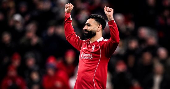 شاهد تحية جماهير ليفربول لـ محمد صلاح أثناء خروجه أمام برايتون