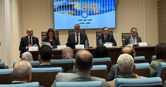 وزير البترول: لا تخفيف أحمال للكهرباء فى 2026 وخطة تكاملية لتأمين الوقود للمحطات