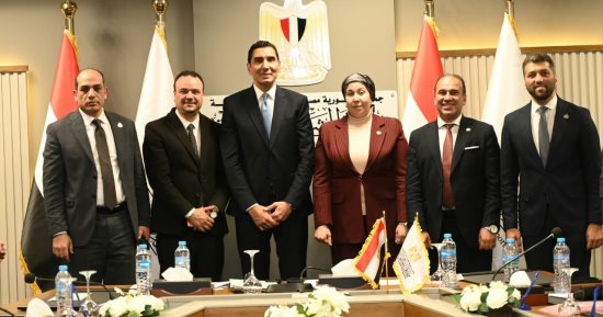 وزير الرياضة يؤكد دعمه للأندية الجماهيرية ومراكز الشباب
