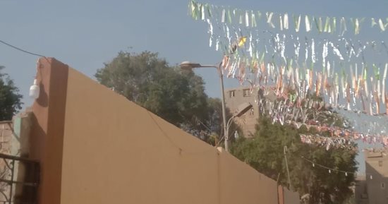 محافظة الجيزة تطلق حملة نظافة موسعة بطريق مقابر كفر الجبل.. صور