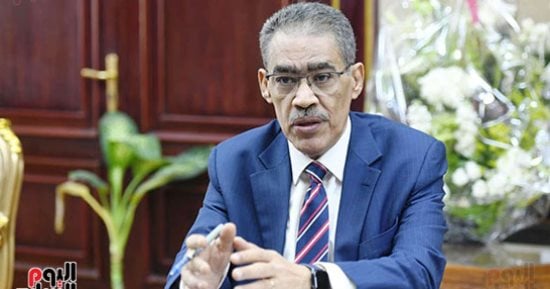 مكاسب اقتصادية فرص استثمارية.. تقرير يرصد نتائج مشاركة الرئيس فى قمة إيفيان