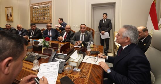 وزير العدل يلتقى عددًا من أعضاء مجلسى النواب والشيوخ