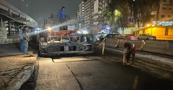 محافظ الجيزة يتابع أعمال رصف مطلع كوبرى أرض اللواء لتيسير حركة المرور.. صور